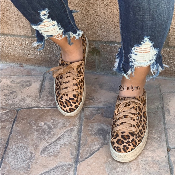 Animal print espadrille wedge sneaker HP🎉 - Picture 6 of 6